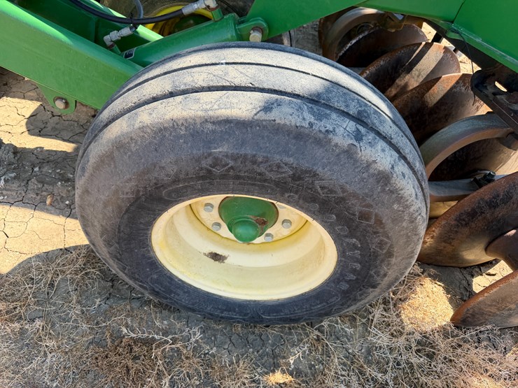 john-deere-2623-image-6