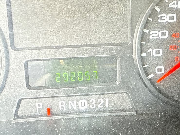 2006-ford-f250-image-32