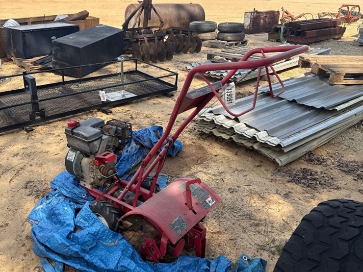 5299---troy-bilt-bronco-rear-tine-tiller-image-3