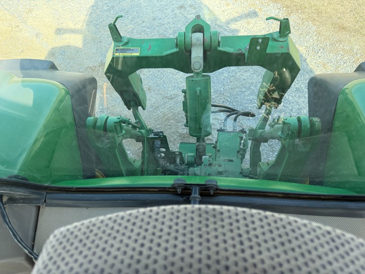 2017-john-deere-8320r-image-69