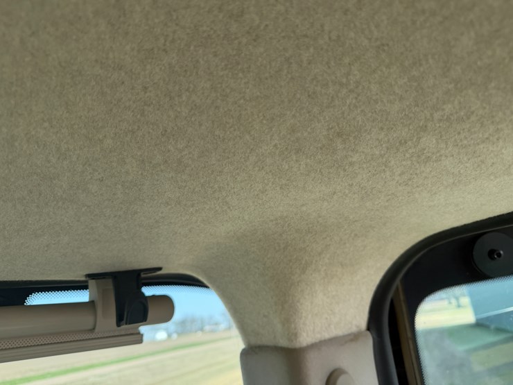 2017-john-deere-8320r-image-68