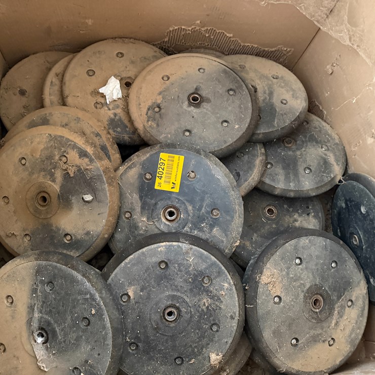 #40297 • Lot of John Deere Planter Closing Wheels