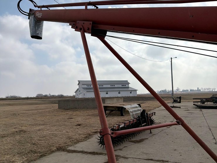 sudenga-8”-x-30ft-truck-auger-image-17