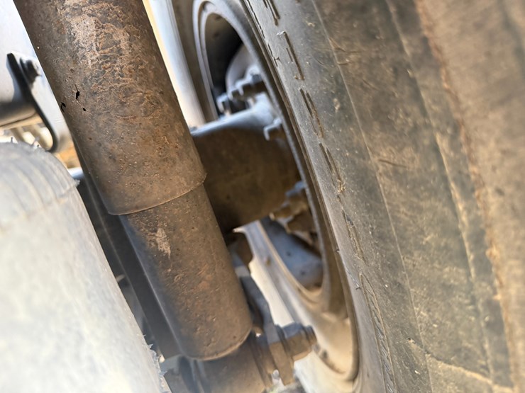 #40279-•-2007-volvo-vnl-t/a-daycab-truck-tractor-vin:-4v4nc9gg97n446542-image-20