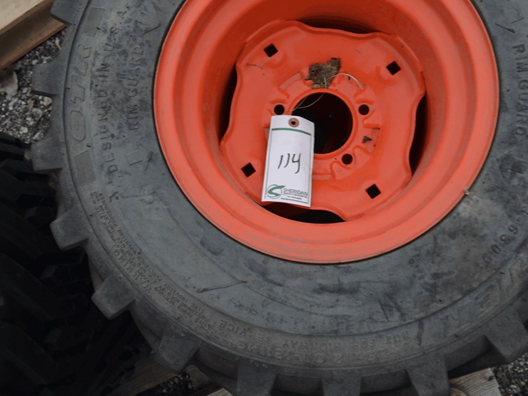 kubota-rim-&-tire-set-image-4
