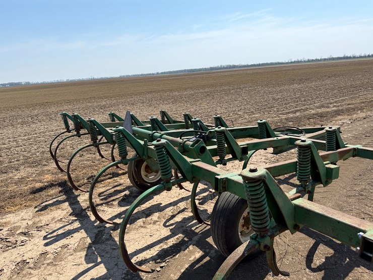 #40325-•-20'-chisel-plow-image-51