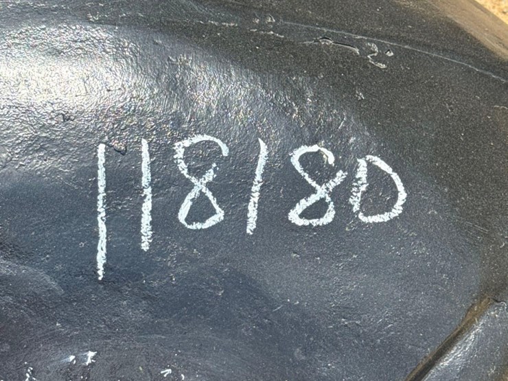 5272---absolute---metal-hog-statue-image-6