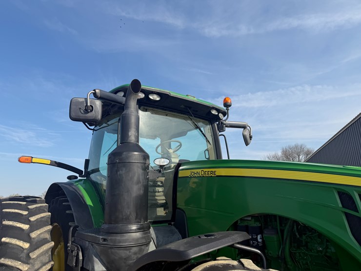 2017-john-deere-8320r-image-34