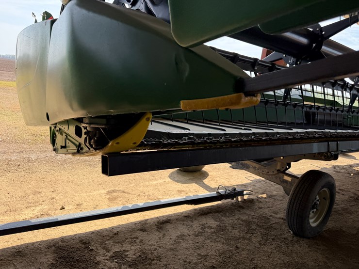 2014-john-deere-30-image-49