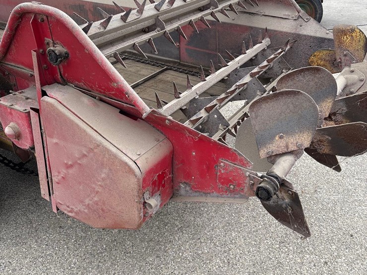 new-holland-516-image-11