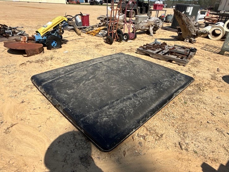 5247---truck-bed-cover-image-4