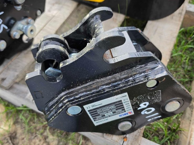 --absolute---new-excavator-quick-hitch-image-3