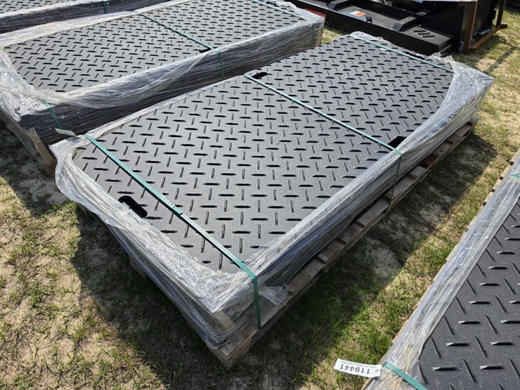 --absolute---(15)-new-ground-protection-mats-image-3
