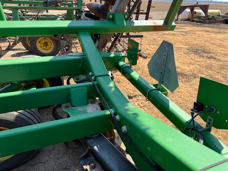 john-deere-2623-image-27