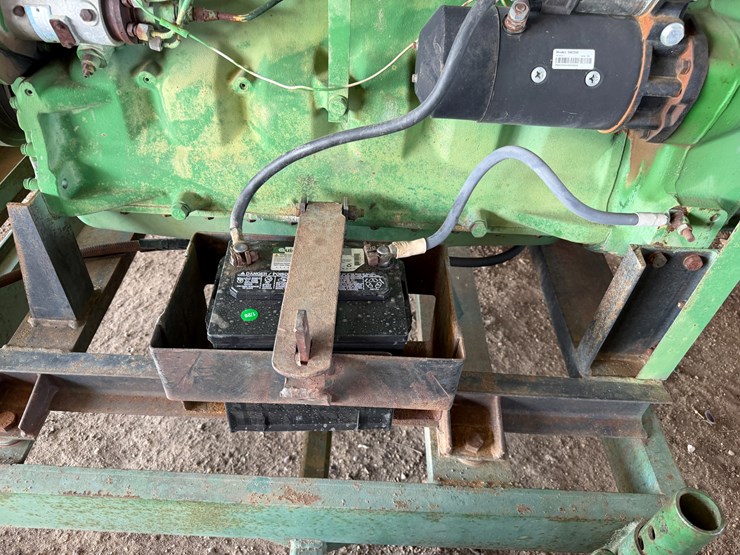 #40298-•-engines-inc-414d-6-cyl-power-unit-w/-trailer-image-19