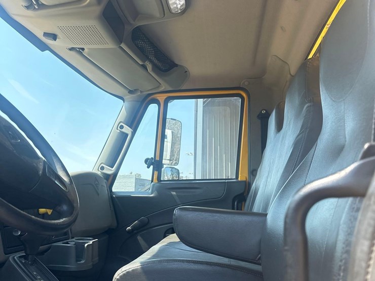 2018-international-4300-sba-image-24