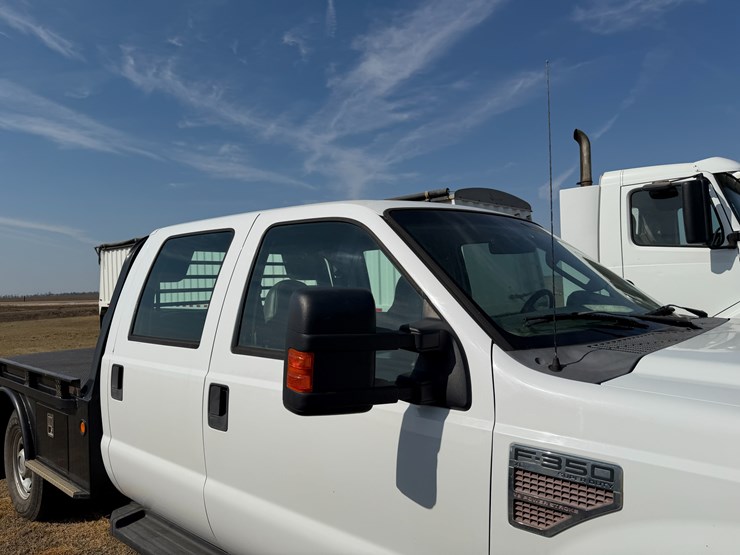 2010-ford-f350-image-31