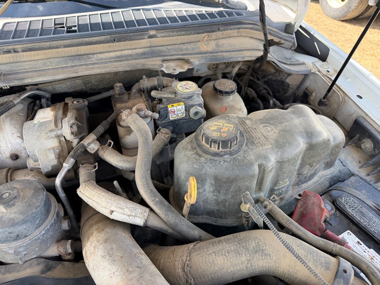 2010-ford-f350-image-39