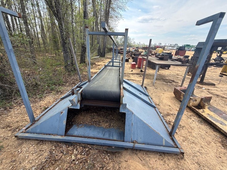 5309---40'-conveyor-with-hopper-image-3