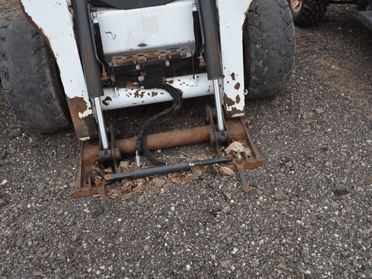 2017-bobcat-s740-image-3