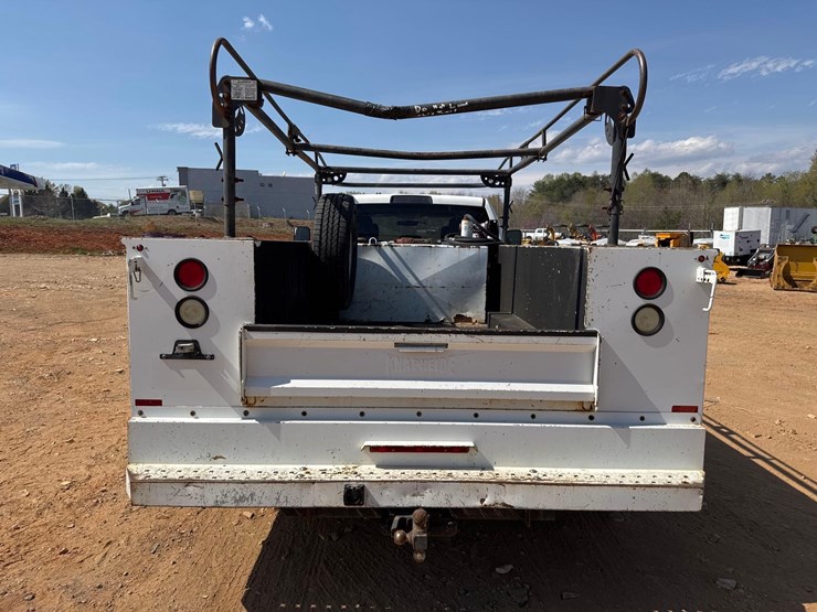 2012-dodge-ram-3500-image-4