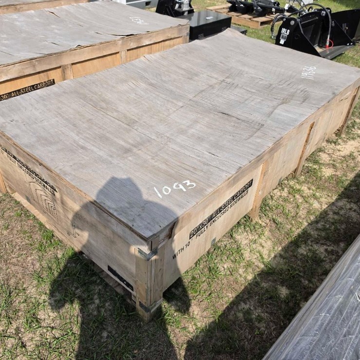 - ABSOLUTE - NEW SDLANCH 20 X 30' CARPORT