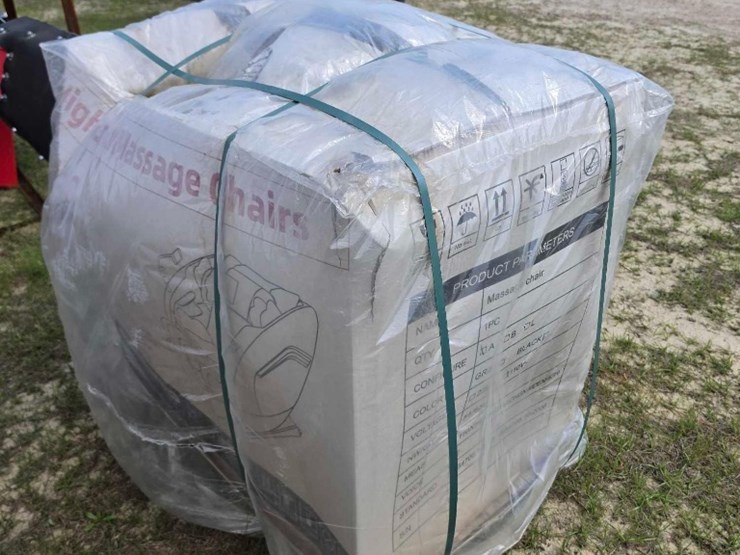 --absolute---new---high-end-massage-chair-image-4