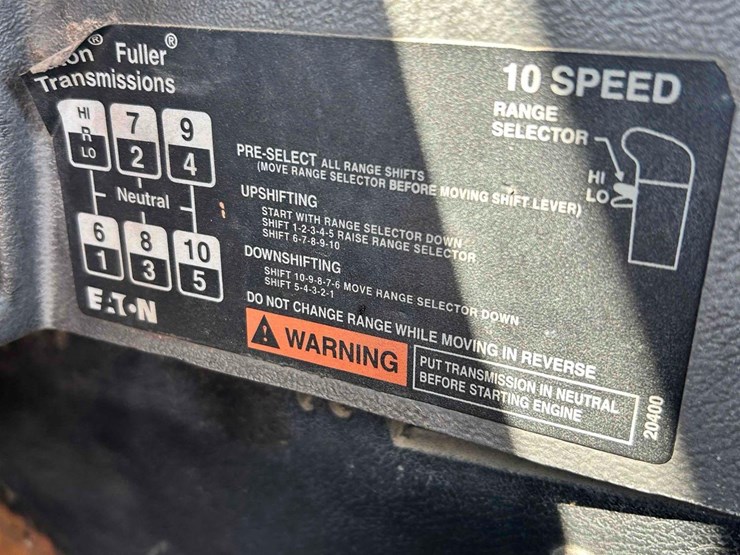 2000-mack-ch613-image-50