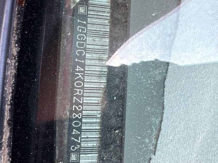 1994-cheverolt-1500-single-cab-pickup-truck-w/truck-topper-image-11