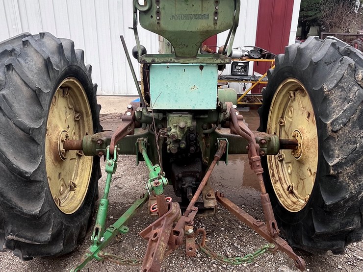 john-deere-70-image-3