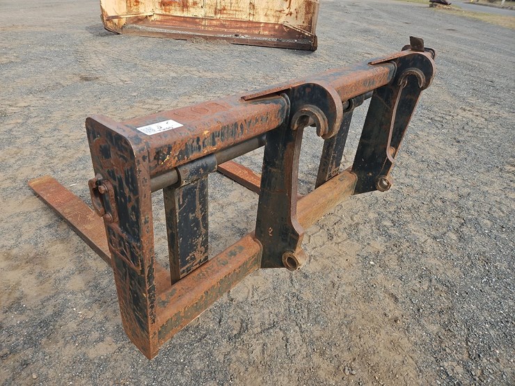 caterpillar-it38-image-4