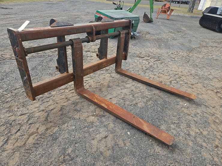 caterpillar-it38-image-2