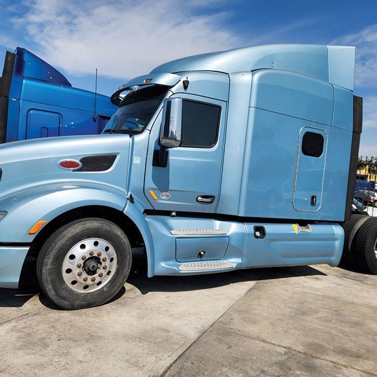 2016 PETERBILT 579