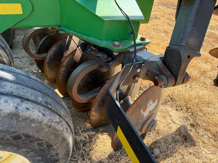 john-deere-2623-image-25