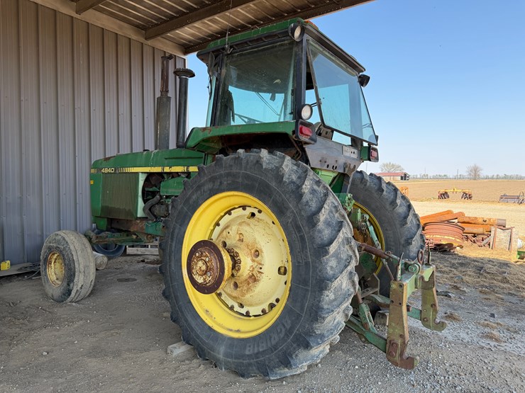 1985-john-deere-4840-image-4