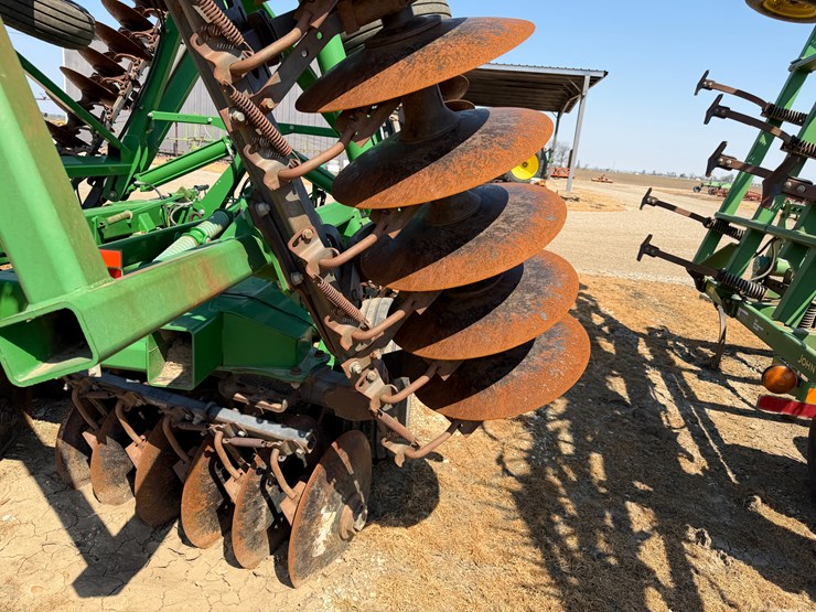 john-deere-2623-image-18