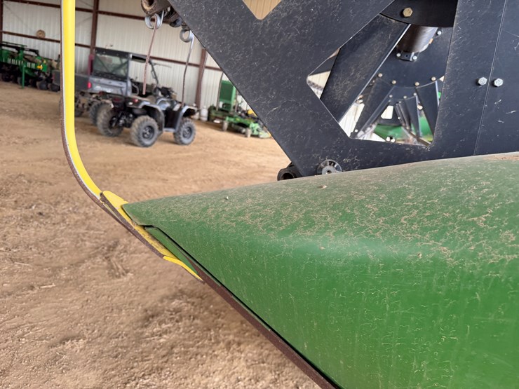 2014-john-deere-625d-image-31