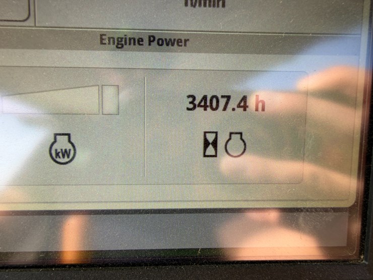 2017-john-deere-8320r-image-77