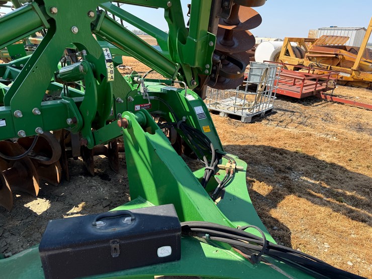 john-deere-2623-image-50