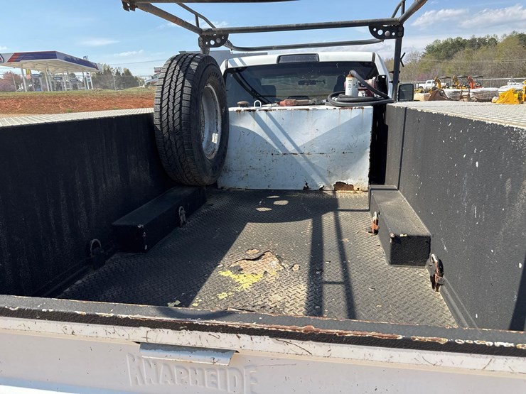 2012-dodge-ram-3500-image-11