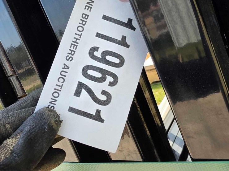 --absolute---new---double-black-iron-gates-image-3