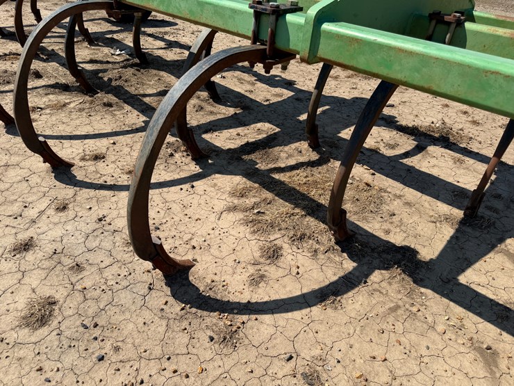 #40333-•-bigham-brothers-23'-chisel-plow-image-16