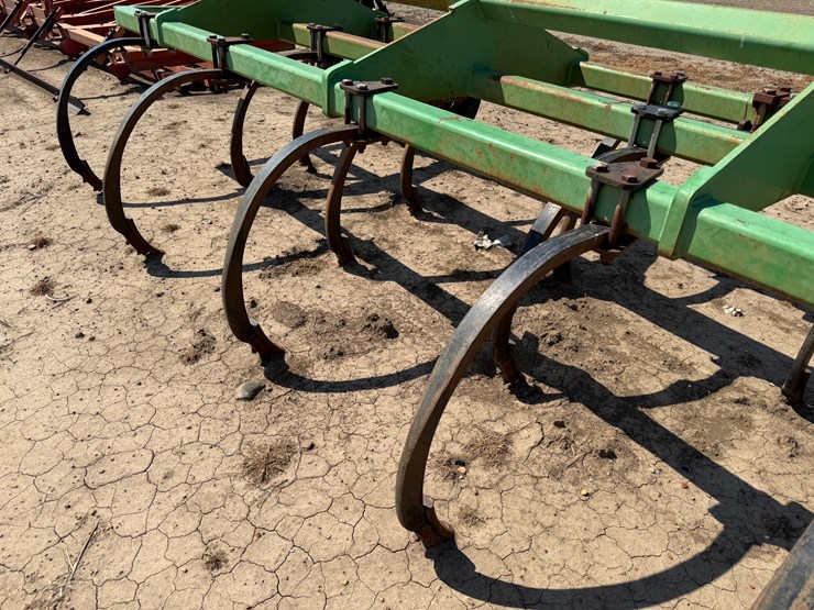 #40333-•-bigham-brothers-23'-chisel-plow-image-19