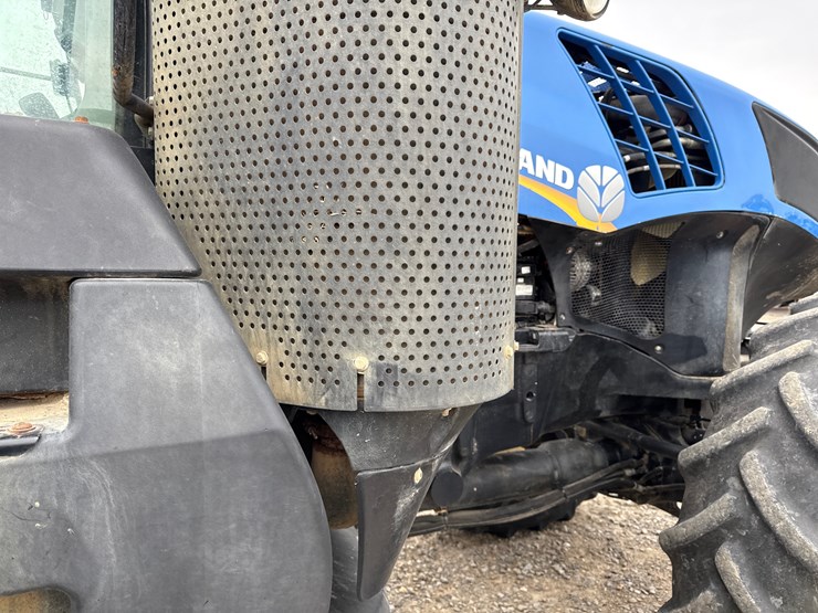 2015-new-holland-t8.410-image-14