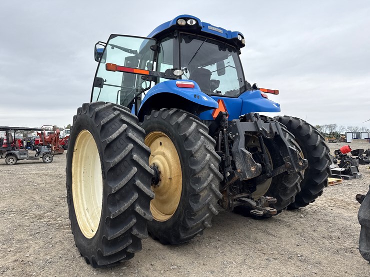 2015-new-holland-t8.410-image-4