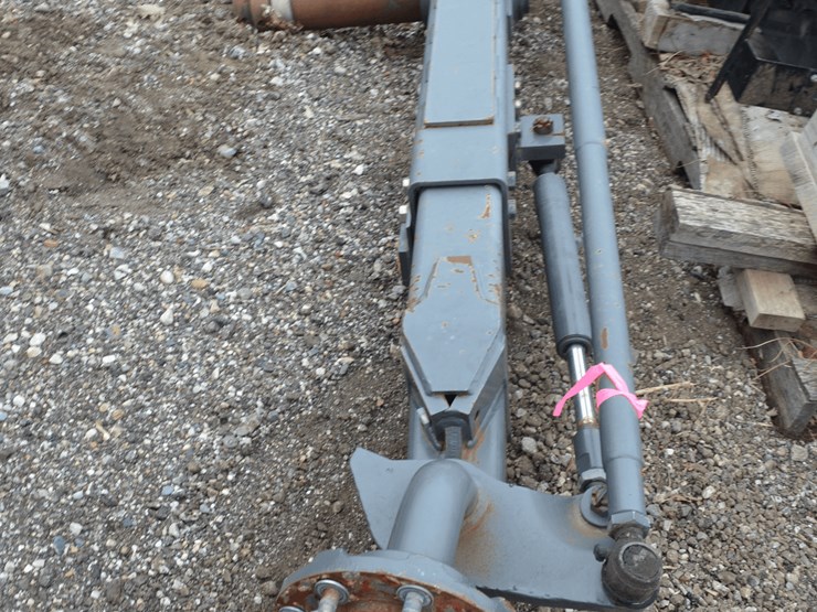 gleaner-combine-rear-axle-image-3