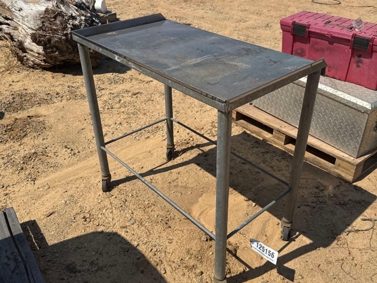 5230---stainless-table-image-4