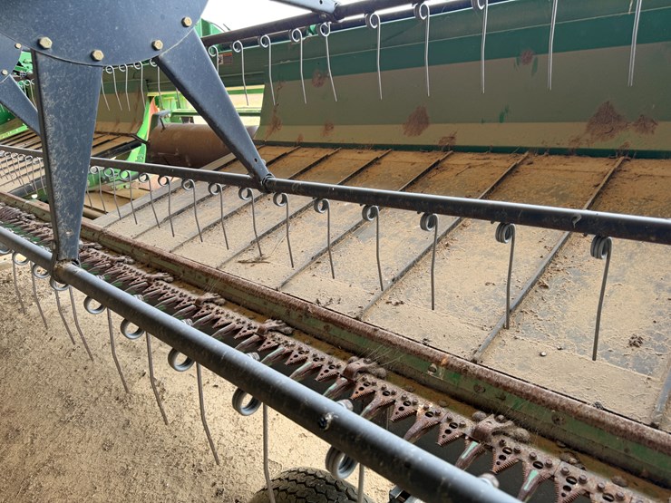 2014-john-deere-625d-image-37