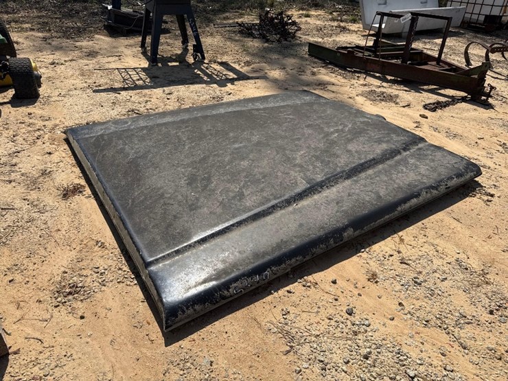 5247---truck-bed-cover-image-2