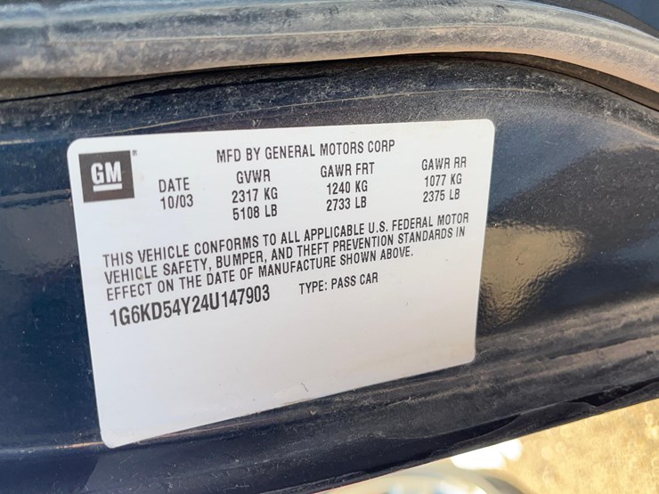 2004-cadillac-deville-sedan-image-26